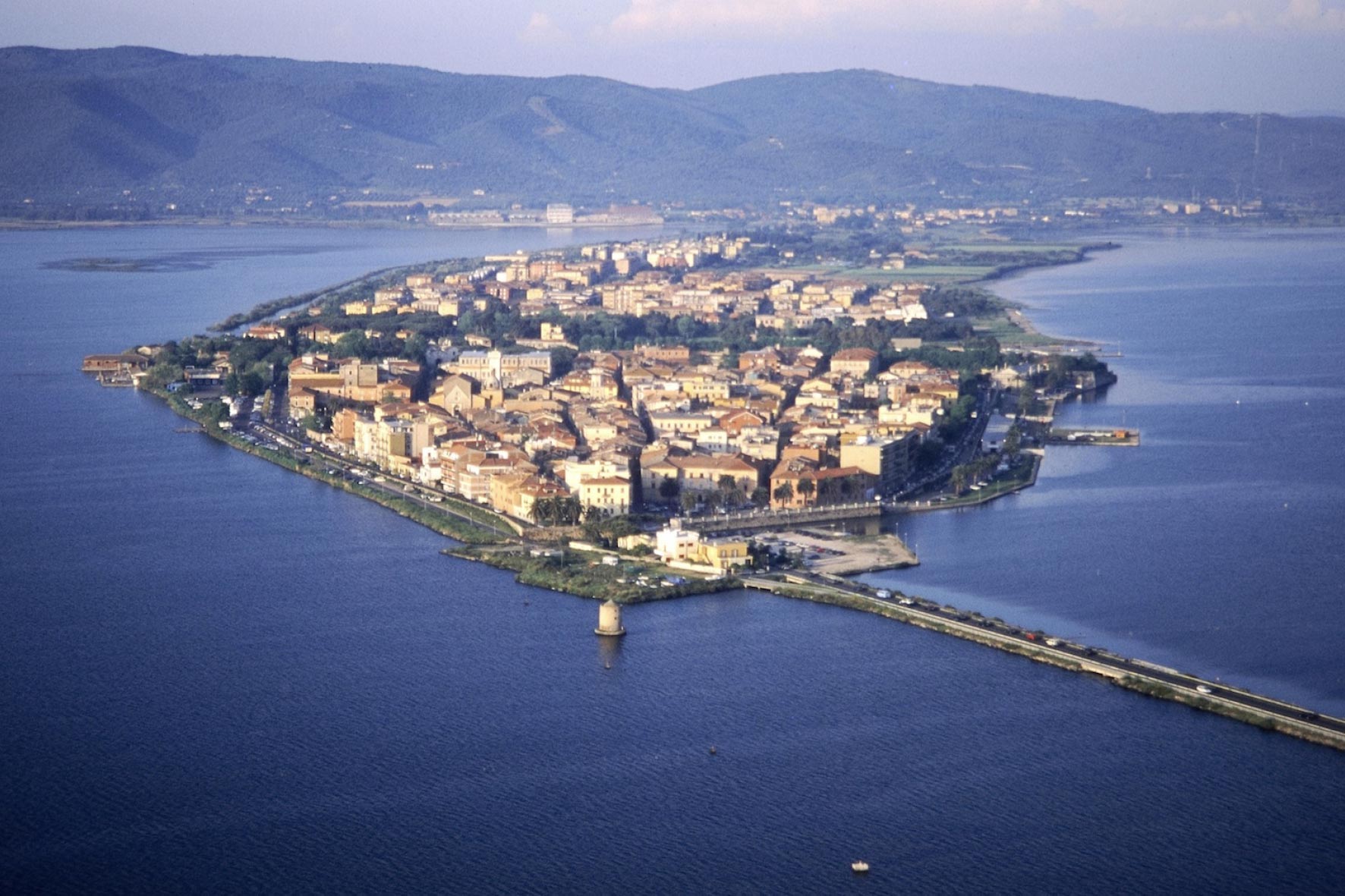 orbetello.aerea.laguna.argentario